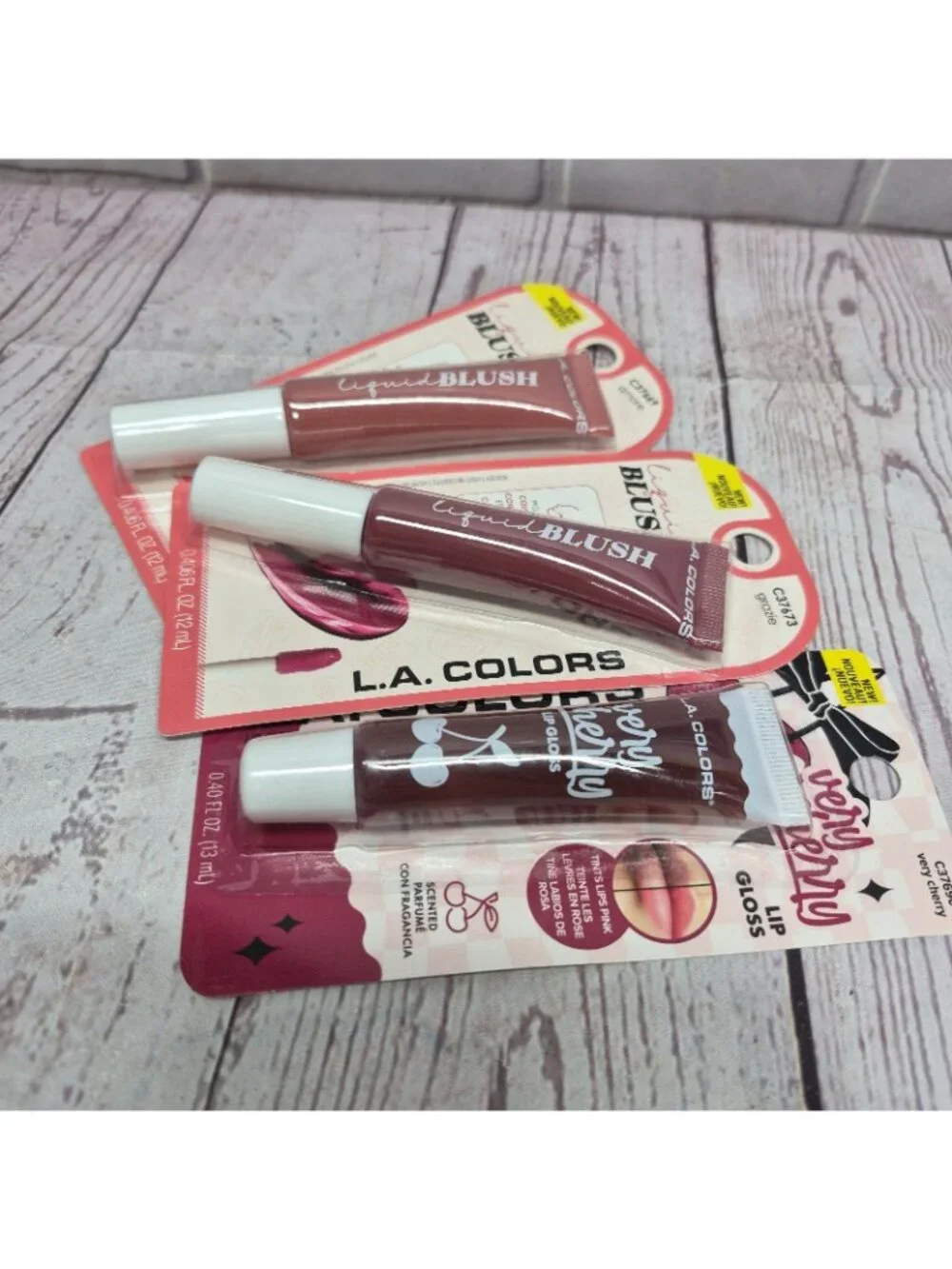 3pc LA Colors Very Cherry Lip‎ Gloss & Liquid Blush Amore, Grazie